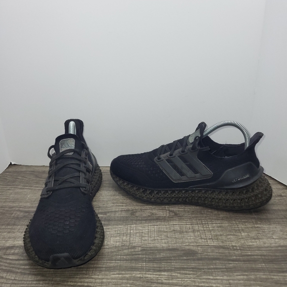 adidas Ultra 4DFWD Black Carbon (2022) Mens Size 6.5 Running Gym Sneakers Shoes - Picture 1 of 10